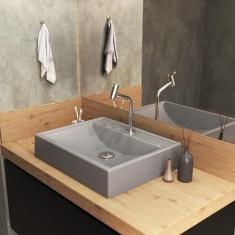 Kit Cuba Rt49 com Torneira Pratika 1060 Metal e Válvula Click 1 Polegada G e Sifão Cromado e Flexível Compace Cinza