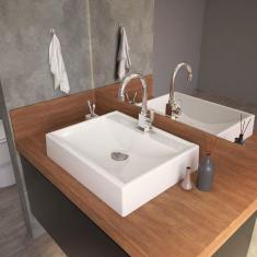 Kit Cuba RT49 com Torneira Luxo 1195 Metal e Válvula Click 1 Polegada G e Sifão Cromado e Flexível Compace Branca