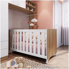 Berço Com Rodízios Aconchego Completa Móveis Nogal Com Branco