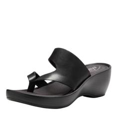 Eastland Women's Laurel Sandal, Black, 8 W US