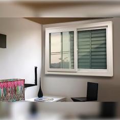 Janela de Pvc Acustica Sobrepor 100x100cm com 2 Folhas e Vidro Laminado Itec Brimak Branco