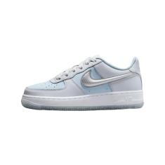 Nike Tênis infantil Air Force 1, Platina pura/azul glacial/prata metálica, 17