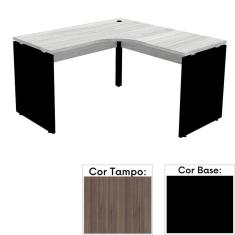 Mesa de Escritório em L Pé Painel PE25 em MDP 125 x 125 x 60 cm Cor Walnut e Base Preta