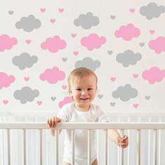 Adesivo de Parede Infantil Nuvens e Corações