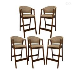 Kit 5 Banquetas Alta com Encosto Ravena Madeira Maciça Maciça Pinhão S