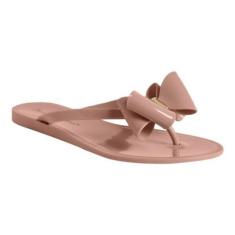 Chinelo Diana Janahina Morena