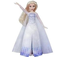 Boneca Elsa Lindas Tranças Frozen 2 - Hasbro E7002 em Promoção é no Buscapé