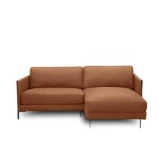 Sofá Decorativo Karine 3 Lugares Sala De Estar 230cm Com Chaise Pés Em Aço Couro Conhaque