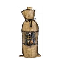 Cachaça Vale da Canastra Ouro filtrada do carvão vegetal 670ml - Capa 