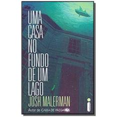 Uma Casa No Fundo De Um Lago - Intrinseca