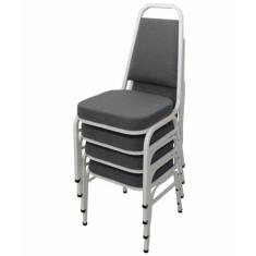 Kit com 4 Cadeiras Empilháveis Linha Hotel Plus Marrom