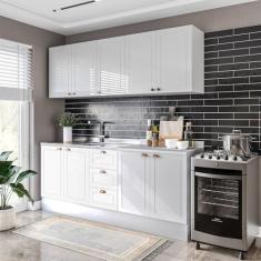 Cozinha Pérola com Rodapé 4 Peças Aéreos com 5 Portas, Balcão 2 Gavetas 3 Portas e Balcão 2 Portas Y Branco