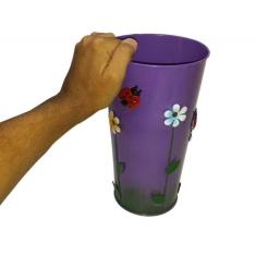 Vaso Balde Enfeite de Ferro Jardim Quintal Varanda Joaninha Flor Roxo 