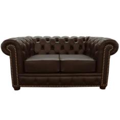 Sofá 2 Lugares Sala de Estar Chesterfield com Pés Madeira Couro Capuci
