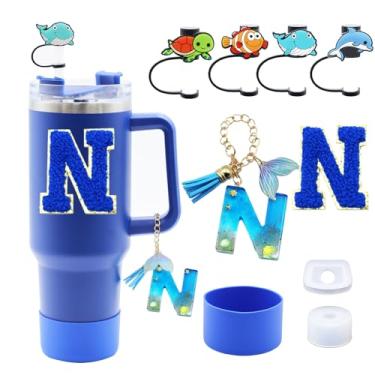 Imagem de Liangang Conjunto de acessórios de copo Stanley azul oceano, 9 peças, incluindo bota, tampa à prova de derramamento, 4 peças de capa de canudo de animais, pingente de alça de iniciais e carta adesiva