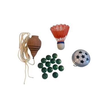 Imagem de Kit Pião, Bolinha De Gude, Io Io E Peteca - Brinquedo Antigo