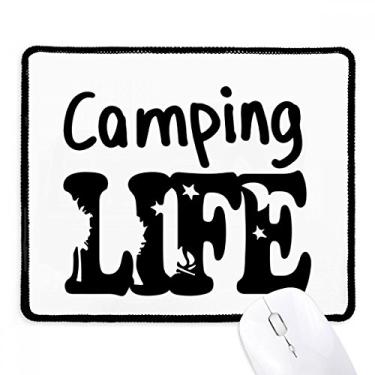 Imagem de Tapete de borracha para jogos com citação da Camping Life