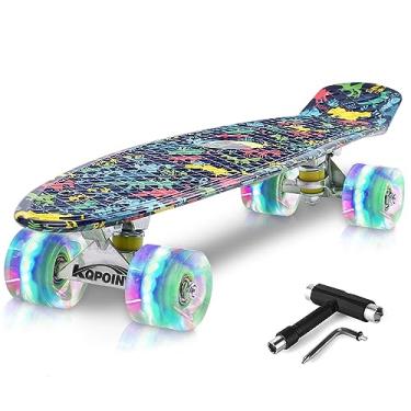 Imagem de Kqpoinw Skates, skate completo de 55,88 cm, skate mini Cruiser para crianças, meninos, meninas, adolescentes, iniciantes com rodas piscantes coloridas bolsa de skate (Dinossaur)