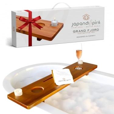 Imagem de Grand Fjord | Bandeja de banheira de teca para banheira grande | Suporte de banheiro de luxo extra longo de 89 cm para banheiras independentes | Bandeja minimalista de madeira com castiçais e toalha
