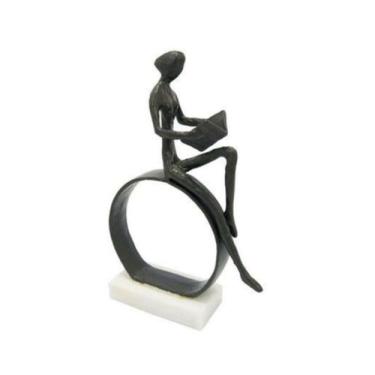 Imagem de Escultura Decorativa Mulher Lendo no Circulo Impecavel Luxo - LUXdécor