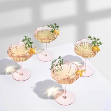 Imagem de Khen Flower Modern Wavy Glass Coupes Martini, Champagne & Cocktail Coupes - Conjunto de copos de coquetel coloridos de 113 a 222 g e Prosecco, design de direitos autorais de vidro Mimosa - rosa blush