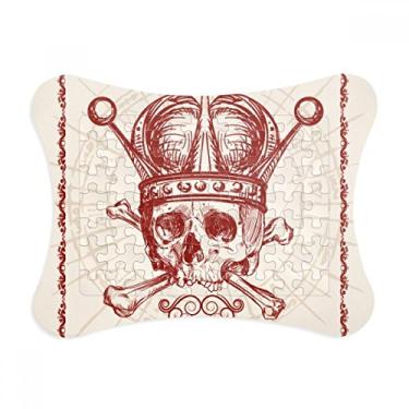 Imagem de Moldura de quebra-cabeça com estampa de cartas de pôquer com coroa vermelha de tacos e enfeite de quebra-cabeça