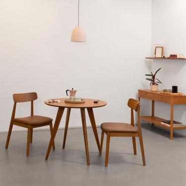 Imagem de Conjunto Mesa de Jantar Square Laminada Redonda Natural - 88cm + 2 Cadeiras Nord Encosto Madeira Assento - Cognac