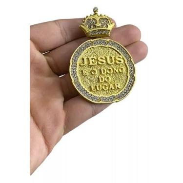 Imagem de Pingente Jesus É O Dono Banhado A Ouro 18k Personalizado - ToJoia18k