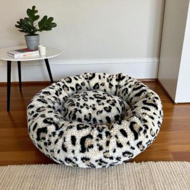 Imagem de CAMA PET DONUT NUVEM PELUCIA M REDONDA CAMINHA PELUCIADA NINHO CASINHA CASA COLCHONETE Cachorros E Gatos NUVEM FUNDO ANTIDERRAPANTE QUALIDADE PREMIUM M 50CM (ONÇA)