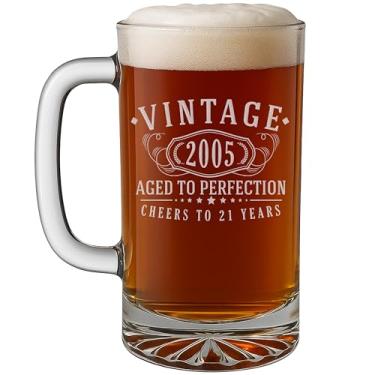 Imagem de Caneca de cerveja de vidro gravada vintage 2005 473 g – Presentes de feliz aniversário de 21 anos, decorações homens mulheres rapaz, completando 21 anos, artigos de lembrancinhas de festa de