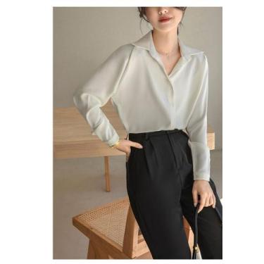 Imagem de Camisa de cetim de manga comprida  branca tamanho S