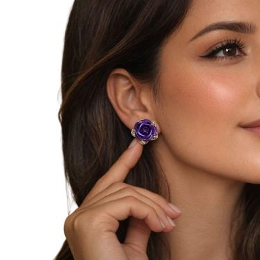 Imagem de Brinco Flor Roxa Strass Dourado Elegante Festa Luxo Delicado