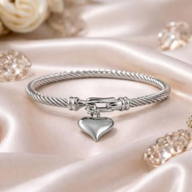 Imagem de Bracelete Feminino Pingente Coração Prateado Torcido Aço Inox - Lys La