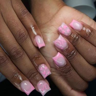 Imagem de RIICFDD 24 peças de unhas postiças quadradas curtas para dia dos namorados, unhas postiças rosa, cola em letras XO, unhas românticas, pregos de acrílico para mulheres, meninas, unhas de ponta francesa