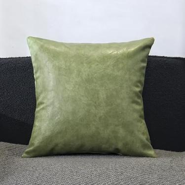 Imagem de MAMAILUCKY Conjunto de 1 capa de almofada de couro sintético premium, 61 x 61 cm, capa de almofada lombar para sofá-cama, carro ao ar livre (verde claro, 61 x 61 polegadas (pacote com 1))