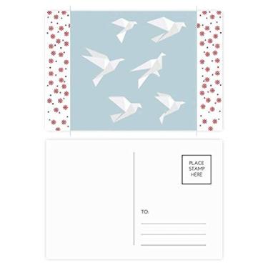 Imagem de Origami Pombo abstrato formato geométrico Natal flor celebração cartão postal cartão de bênção