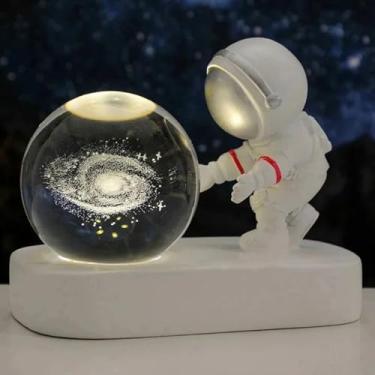 Imagem de Lumin?ria Led Cristal Mesa Criativo Enfeite Sala Decorativo Escultura Astronauta Esfera Abajur (Galaxia)
