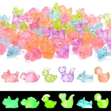 Imagem de GGSTDDUP 60 minidinossauros de resina, estatuetas luminosas de dinossauros minúsculos, miniaturas multicoloridas que brilham no escuro para decoração de festa de aniversário de aquário e paisagem de
