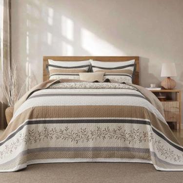Imagem de QuiltMuse Colcha King Size Farmhouse, 304,8 x 304,8 cm, 100% algodão, leve, grande, com 2 fronhas, colcha de cama acolchoada com padrão botânico reversível, 3 peças, cáqui/cinza