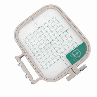 Imagem de Luqeeg Quadro de Aro de Bordado Aro de Grade Transparente Durável para Máquina de Costura de Bordado NV500/NV500D - Quadro Elástico à Prova D'água para Entusiastas de Costura (M)