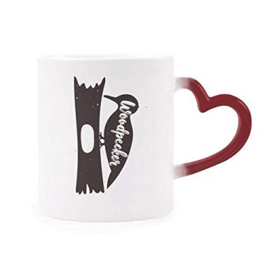 Imagem de Caneca Woodpecker preta e branca Animal sensível ao calor Caneca de Cerâmica que muda de cor