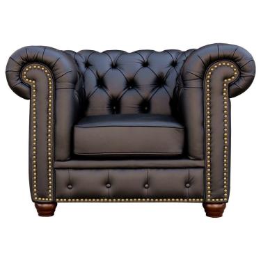 Imagem de Poltrona Sala de Estar Chesterfield com Pés Madeira Couro Preto - Gran Belo