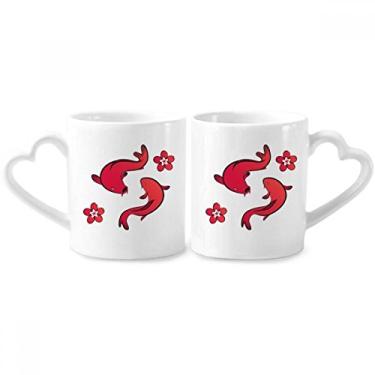 Imagem de Conjunto de canecas de porcelana chinesa de peixe vermelho japonês para casais da sorte em cerâmica com alça de coração
