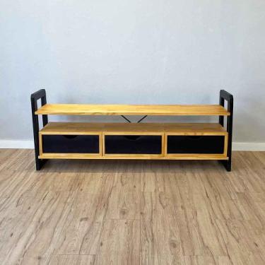 Imagem de Rack de TV de Madeira Pinus Linea com 3 Gavetas Nozes e Preto - ArtFac