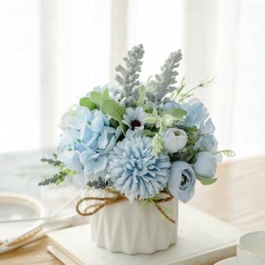 Imagem de TKAS Arranjo de flores falsas de seda artificial, pequenas rosas e hortênsias realistas em vaso de cerâmica, mesa de jantar para decoração de casa de festa de casamento (azul)