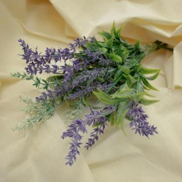Imagem de Buquê De Lavanda Artificial Com Nevada Flor Do Campo Lilás Branca Deco