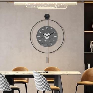 Imagem de Relógio de parede moderno, relógios de parede grandes decorativos de metal operado por bateria, relógio de parede com pêndulo para decoração de sala de estar, quarto, cozinha, escritório, relógio de