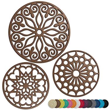 Imagem de Conjunto de 3 tapetes de silicone com 1 extra grande incluído | intrincadamente esculpido, flexível, durável, antiderrapante, grosso, redondo, premium, para panelas e panelas quentes | Açúcar mascavo