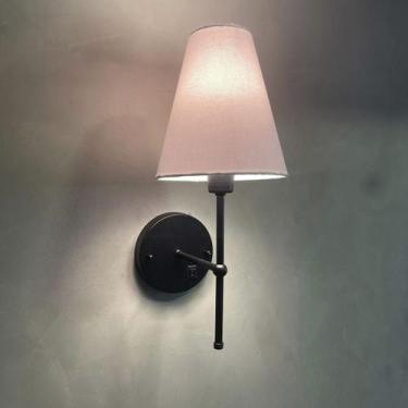 Imagem de Arandela de Parede Clássico alumínio e bivolt Com Interruptor e Cúpula