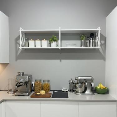 Imagem de Prateleira Estilo Industrial 150cm x 20cm de Parede Decorativa (Branco/Branco)